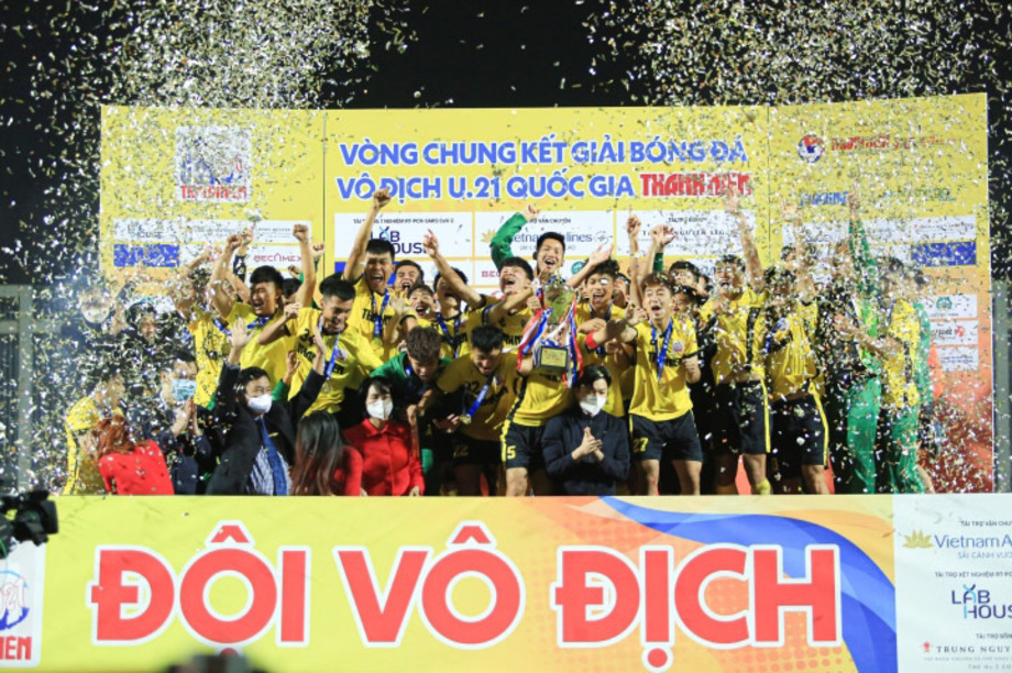 U21 Hà Nội chiến thắng và giải chức vô địch U21 quốc gia