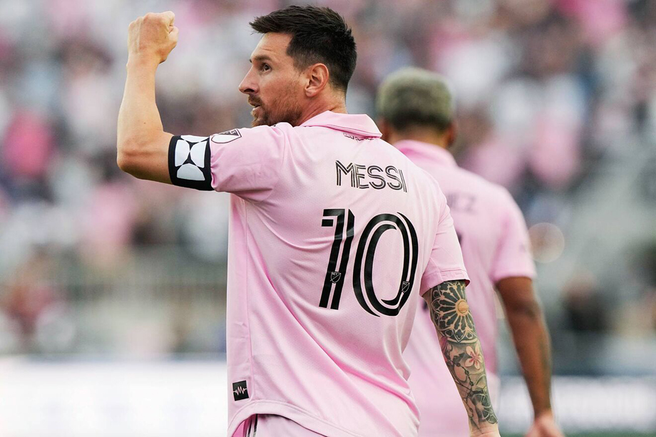 Messi đã có trận chào sân cực kì ấn tượng