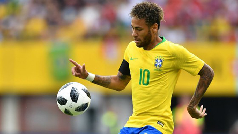 Neymar hiện đang giữ kỷ lục ghi bàn cho đội tuyển Brazil với 79 bàn